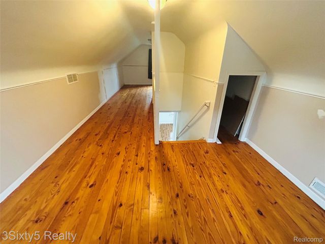 1919 Goddard Street, Wyandotte, MI 48192