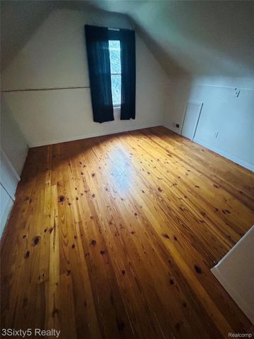 1919 Goddard Street, Wyandotte, MI 48192