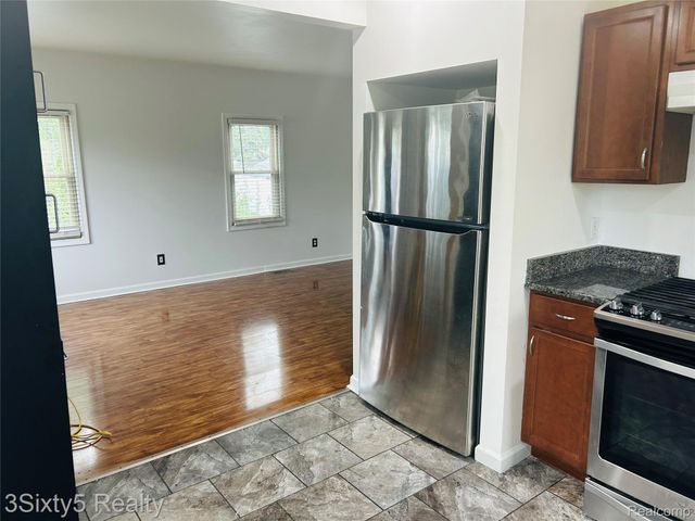 1919 Goddard Street, Wyandotte, MI 48192