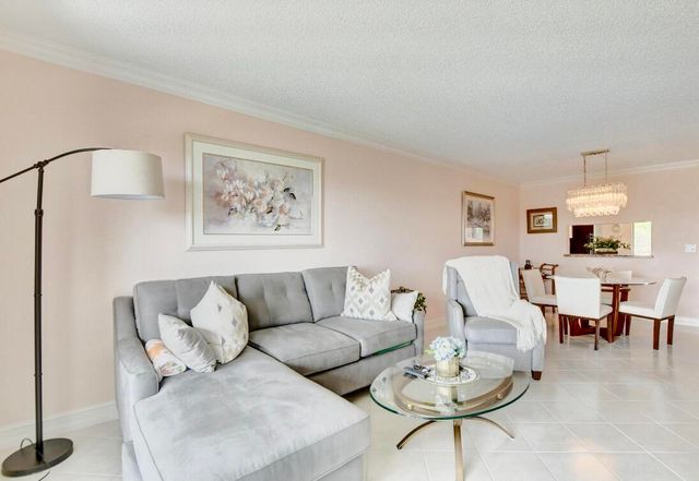 7270 ASHFORD Place 307, Delray Beach, FL 33446
