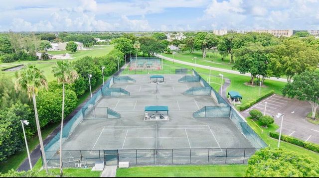 7270 ASHFORD Place 307, Delray Beach, FL 33446