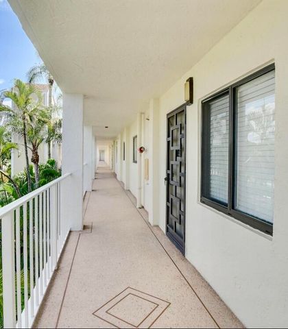 7270 ASHFORD Place 307, Delray Beach, FL 33446