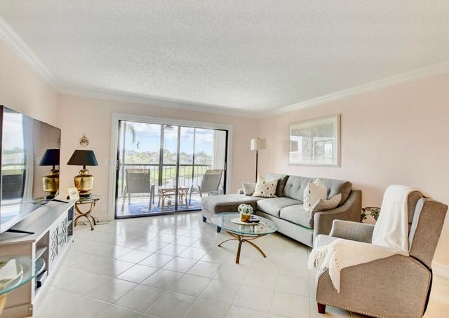 7270 ASHFORD Place 307, Delray Beach, FL 33446