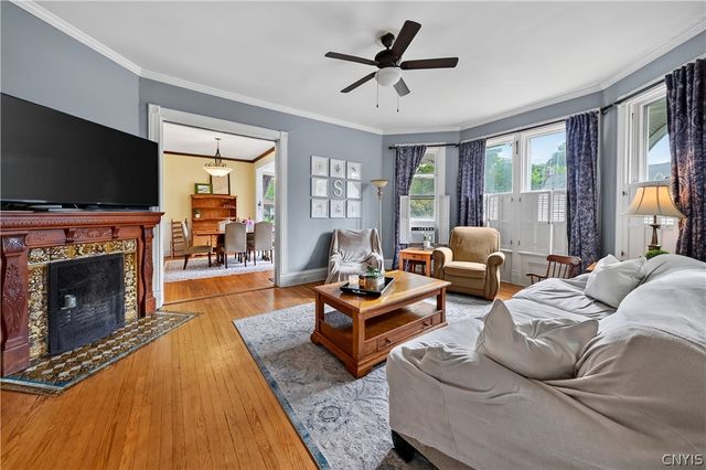 137 East Genesee Street, Auburn, NY 13021