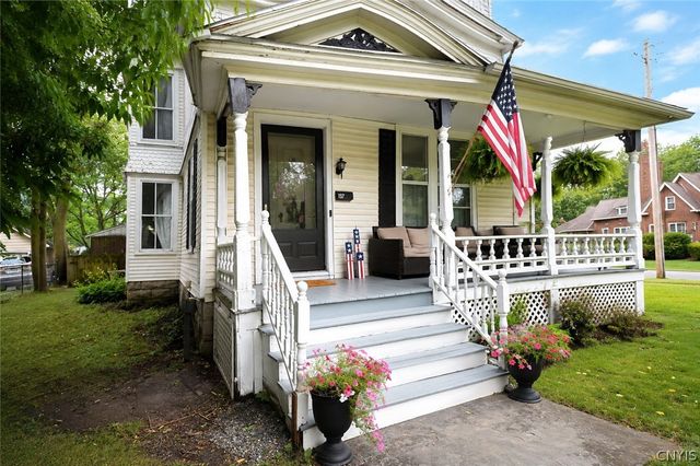 137 East Genesee Street, Auburn, NY 13021