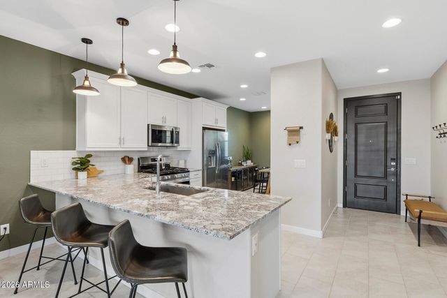 24757 N 170th Lane, Surprise, AZ 85387