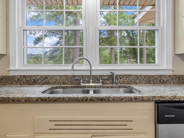 109 Pinetree Circle, Spartanburg, SC 29307