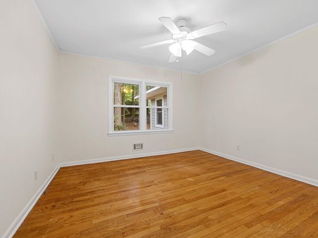 109 Pinetree Circle, Spartanburg, SC 29307