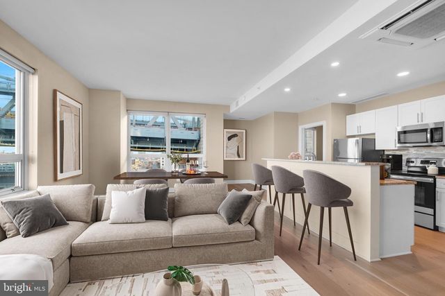 234 N COLUMBUS BLVD #1110, Philadelphia, PA 19106