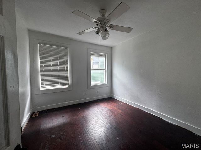 8422 Pennsylvania Avenue, St Louis, MO 63111