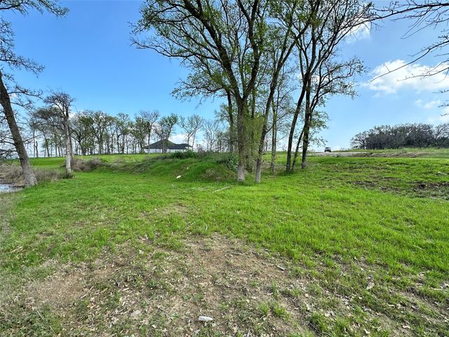 117 Diamond Point Drive, Corsicana, TX 75109