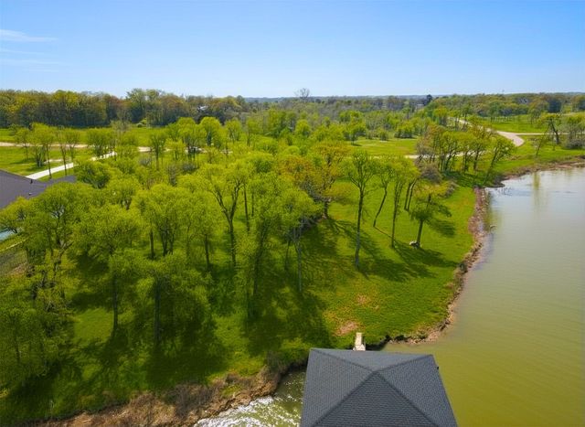 117 Diamond Point Drive, Corsicana, TX 75109