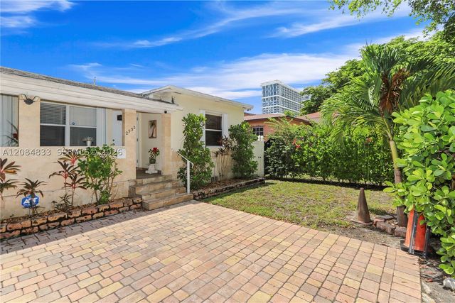 2532 SW 27TH ST, Miami, FL 33133