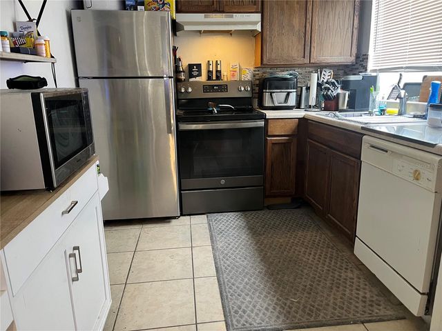 12506 FOX CROFT LANE, Hudson, FL 34667