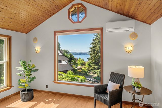 6208 Browns Point Boulevard NE, Tacoma, WA 98422