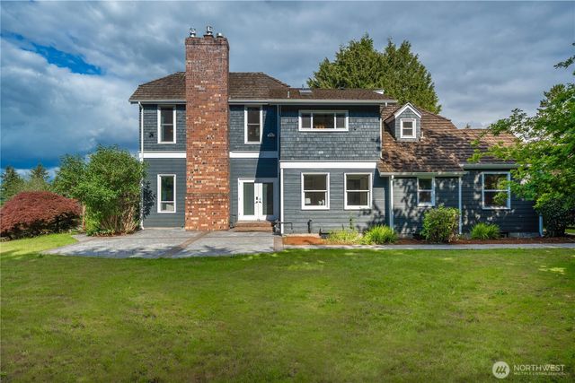 6208 Browns Point Boulevard NE, Tacoma, WA 98422