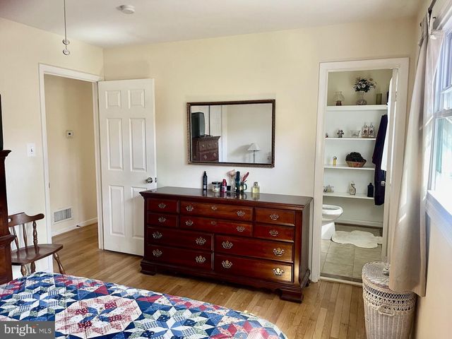 13626 GREENWOOD DR, Woodbridge, VA 22193