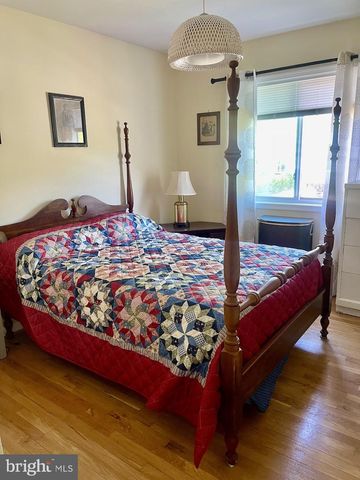 13626 GREENWOOD DR, Woodbridge, VA 22193