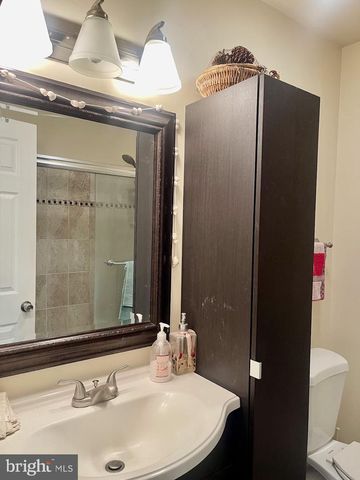 13626 GREENWOOD DR, Woodbridge, VA 22193