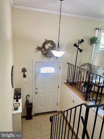 13626 GREENWOOD DR, Woodbridge, VA 22193