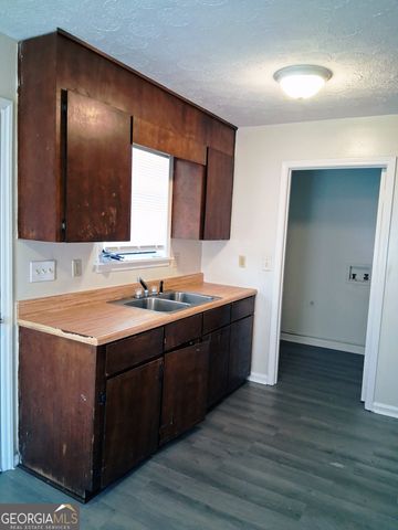 261 Balkcom Avenue, Macon, GA 31217