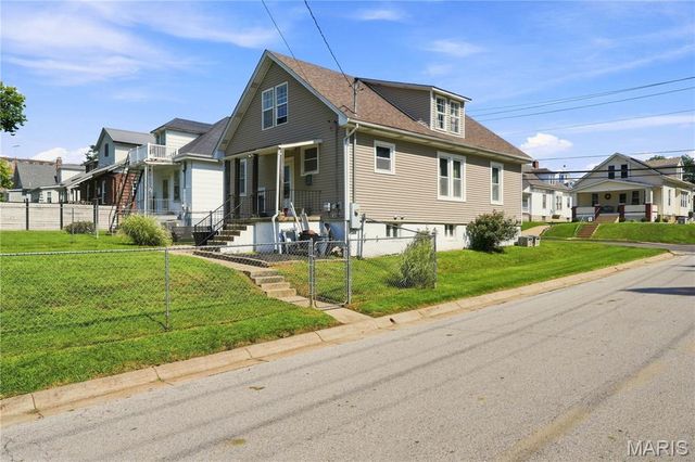 600 W 2nd Street, Washington, MO 63090