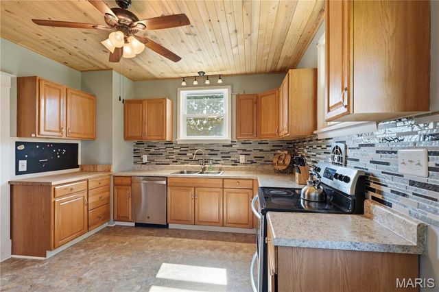 600 W 2nd Street, Washington, MO 63090