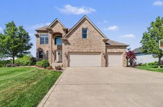 8940 Doubletree Drive N, Crown Point, IN 46307