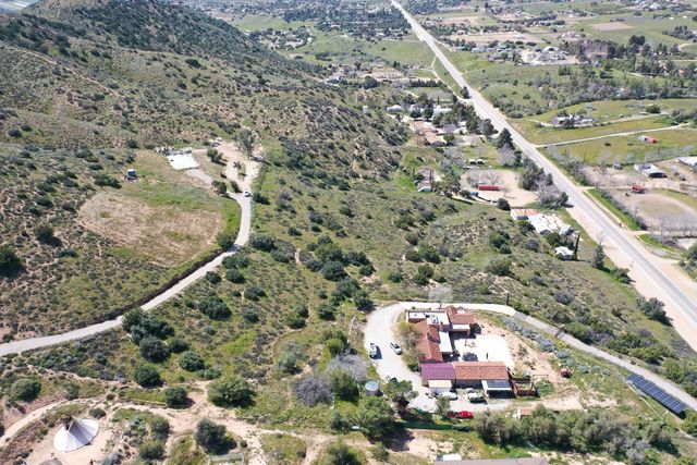 Sierra Highway, Agua Dulce, CA 91390