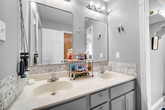 1730 Elderberry Circle, Demotte, IN 46310