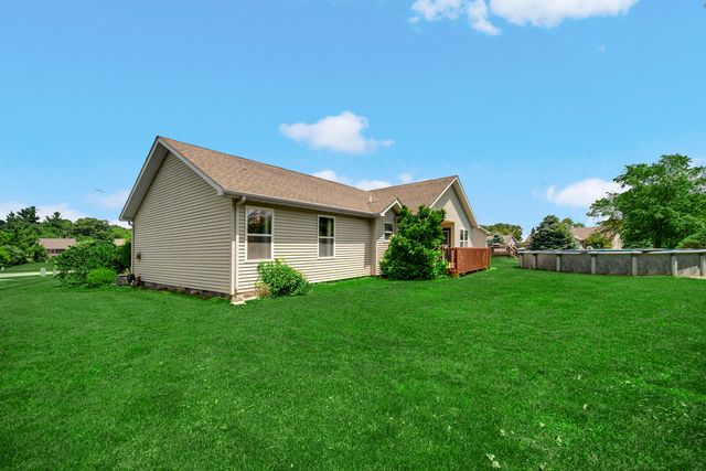 1730 Elderberry Circle, Demotte, IN 46310