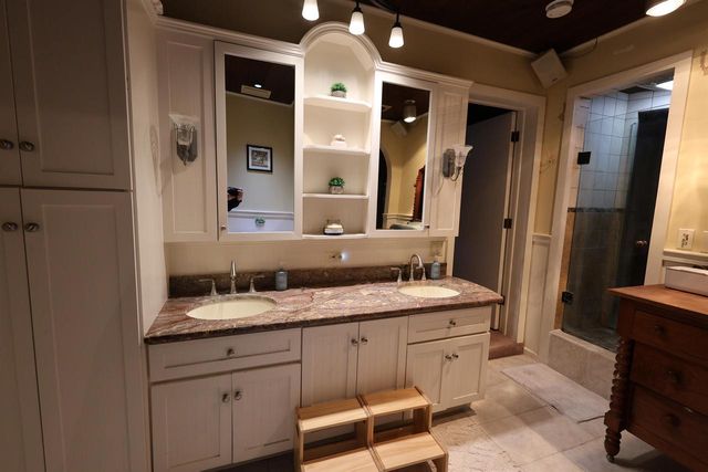 135 Southwest Road, Platteville, WI 53818