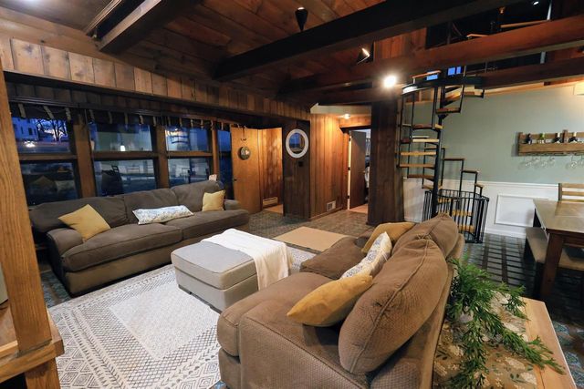 135 Southwest Road, Platteville, WI 53818