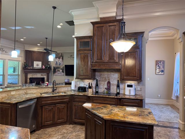 9707 Trinity Court, Granbury, TX 76049