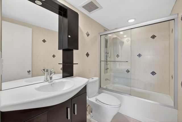 2900 NE 30th Street A4, Fort Lauderdale, FL 33306