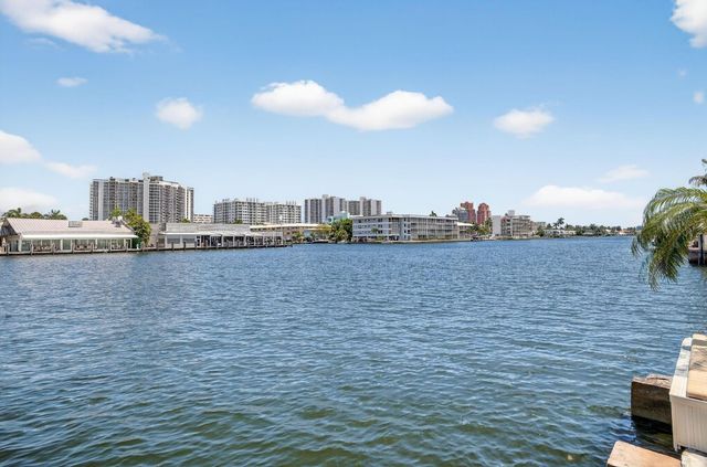 2900 NE 30th Street A4, Fort Lauderdale, FL 33306