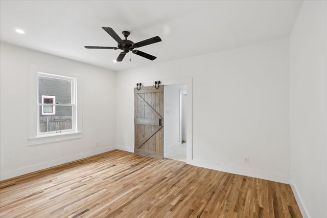 2250 Lipscomb Street, Fort Worth, TX 76110