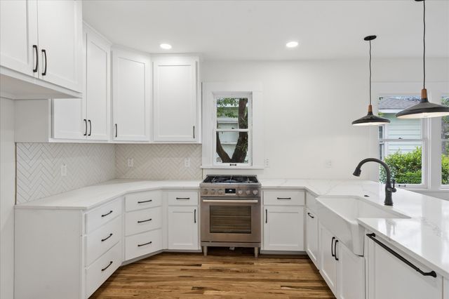 2250 Lipscomb Street, Fort Worth, TX 76110