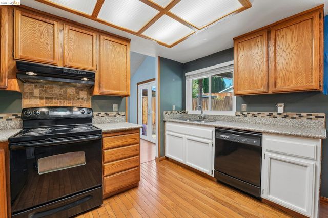 2840 Honeysuckle Circle, Antioch, CA 94531