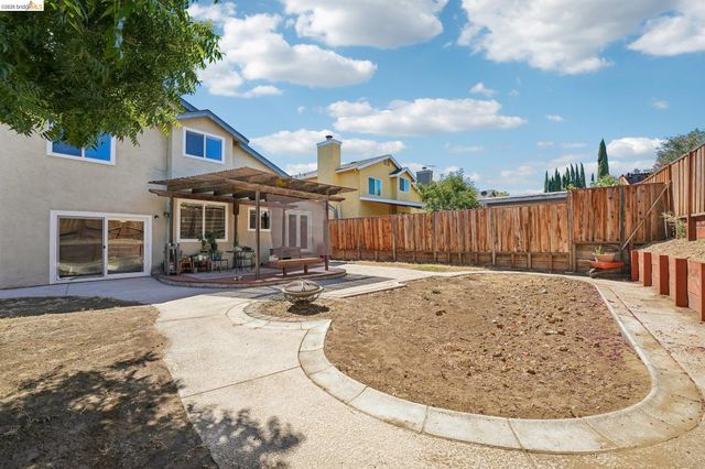 2840 Honeysuckle Circle, Antioch, CA 94531