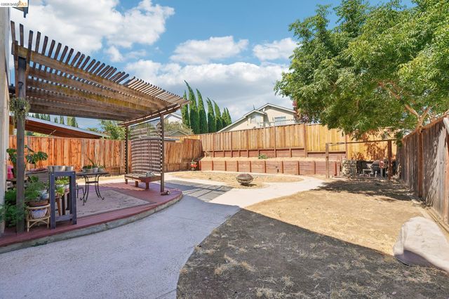 2840 Honeysuckle Circle, Antioch, CA 94531