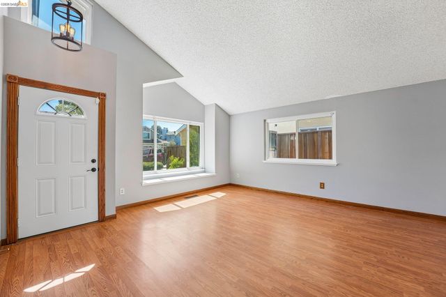 2840 Honeysuckle Circle, Antioch, CA 94531