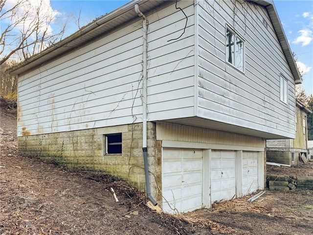1594 Johnston Ave, Kittanning Boro, PA 16201