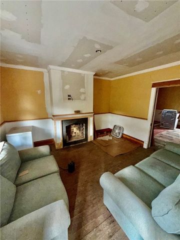 1594 Johnston Ave, Kittanning Boro, PA 16201