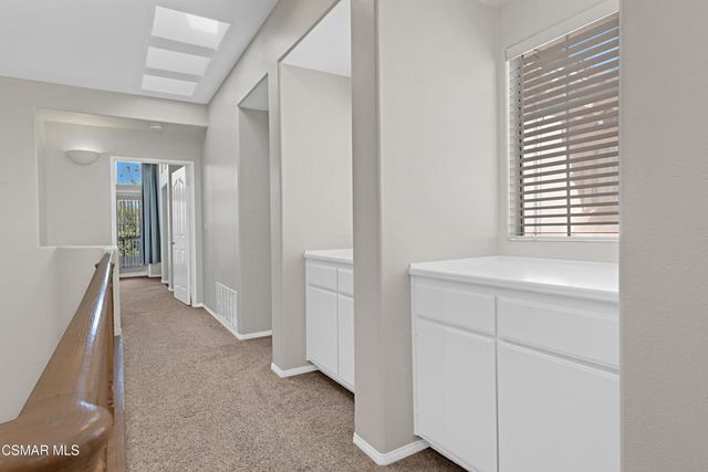 1048 Mountain Oak Place, Newbury Park, CA 91320