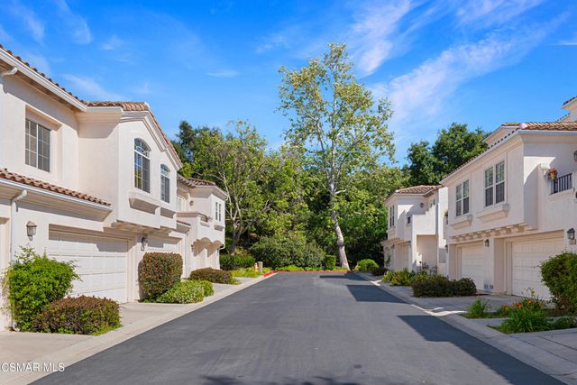 1048 Mountain Oak Place, Newbury Park, CA 91320