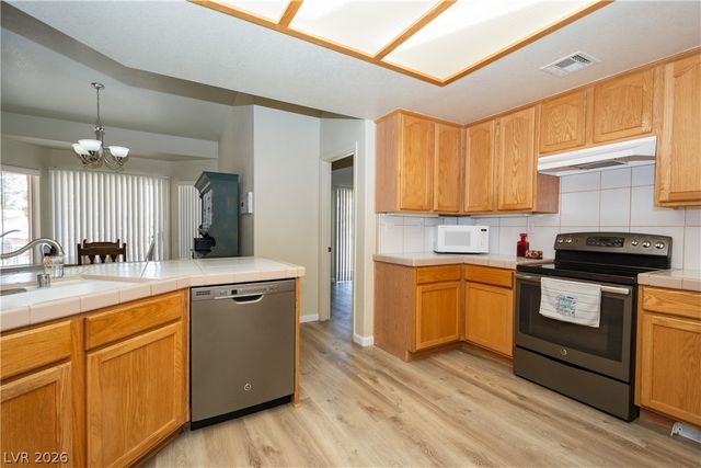2381 Tough Boy Road, Pahrump, NV 89060