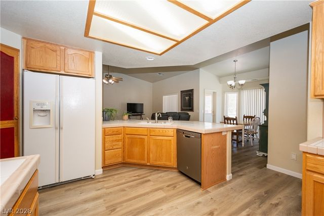 2381 Tough Boy Road, Pahrump, NV 89060
