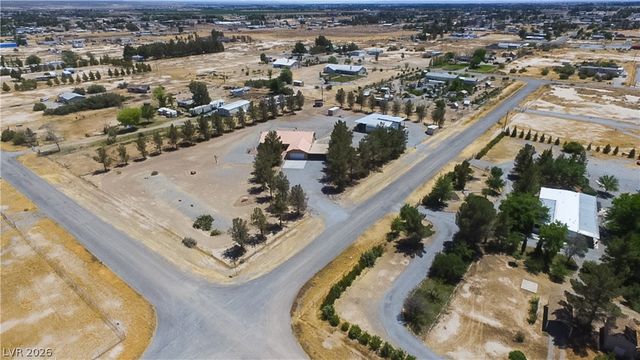 2381 Tough Boy Road, Pahrump, NV 89060