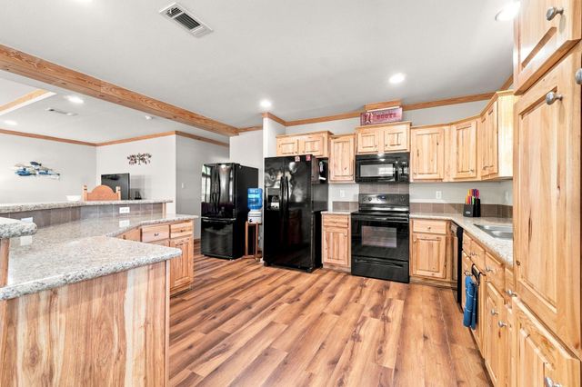298 Nugent Drive, Livingston, TX 77351